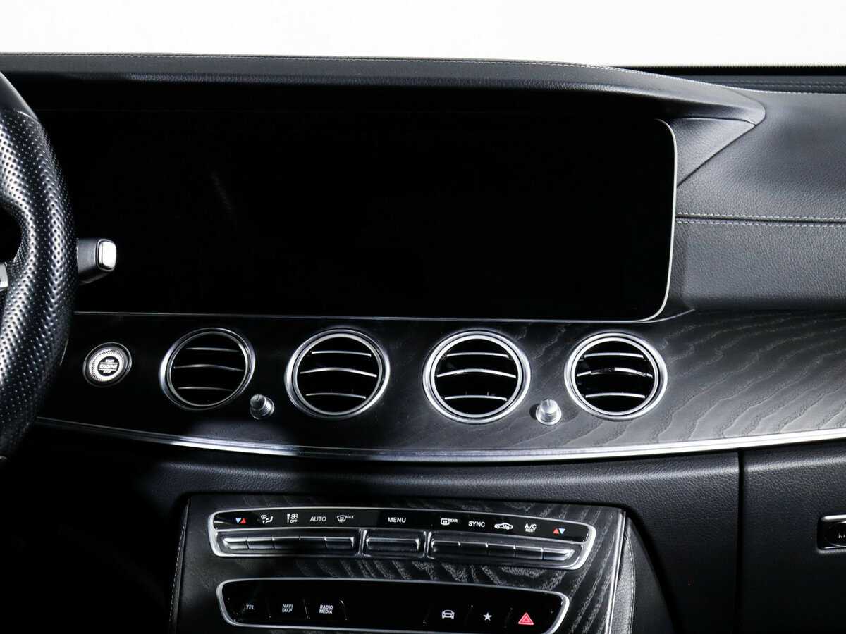 Mercedes-Benz E-Класс с пробегом — 2021 год. Фото: #12