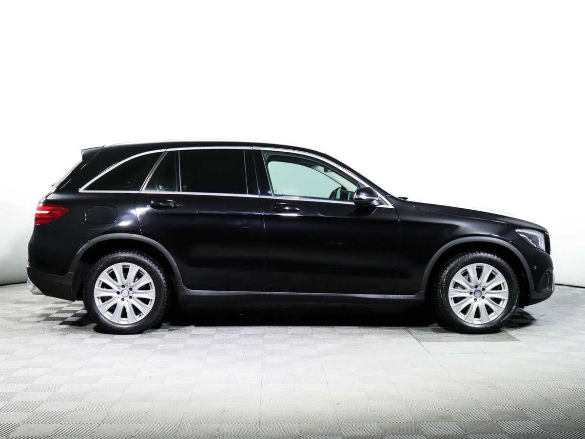 Mercedes-Benz GLC с пробегом — 2018 год. Фото: #3