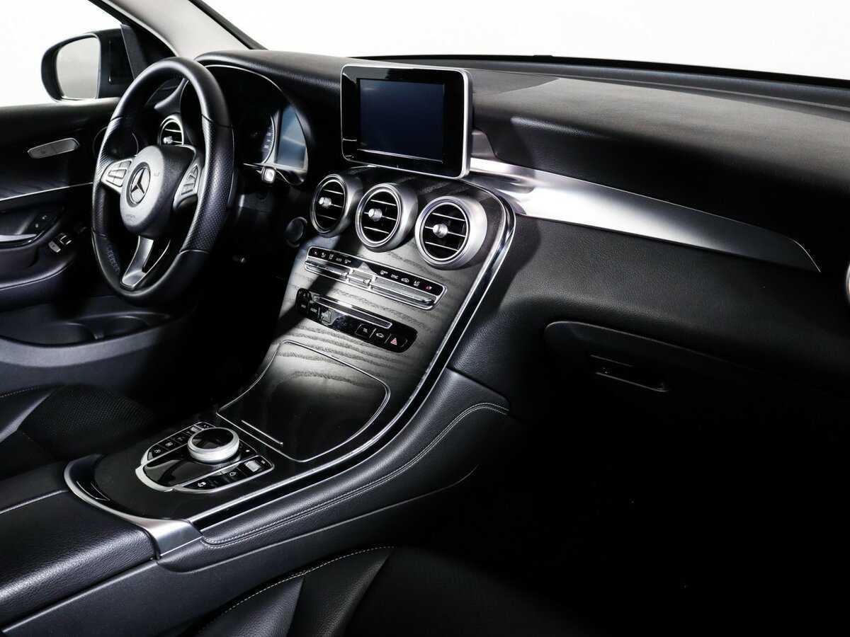 Mercedes-Benz GLC с пробегом — 2018 год. Фото: #5