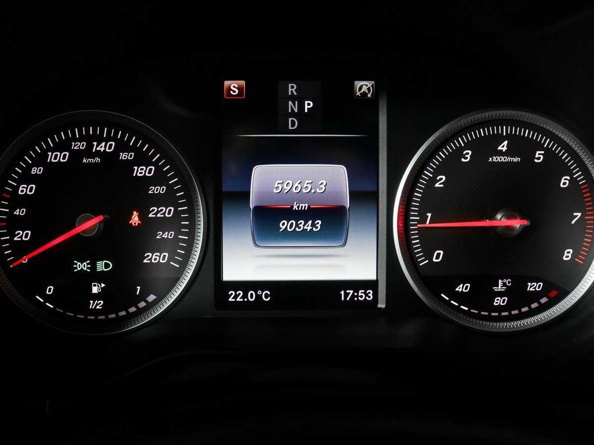 Mercedes-Benz GLC с пробегом — 2018 год. Фото: #7