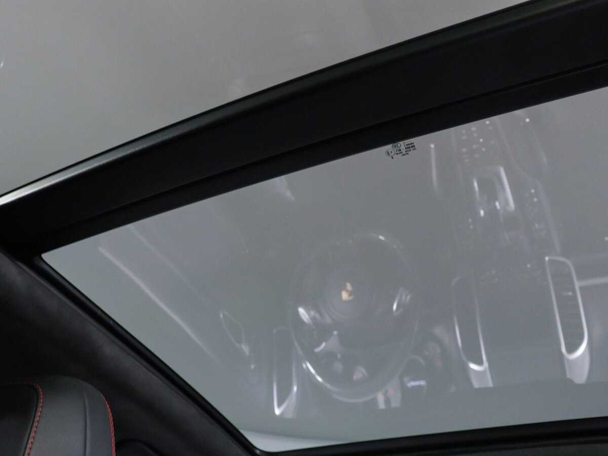 Porsche Cayenne с пробегом — 2013 год. Фото: #17