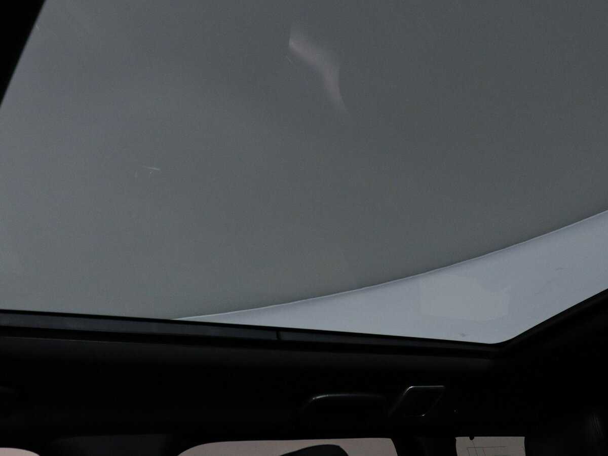 Land Rover Range Rover Sport с пробегом — 2018 год. Фото: #21