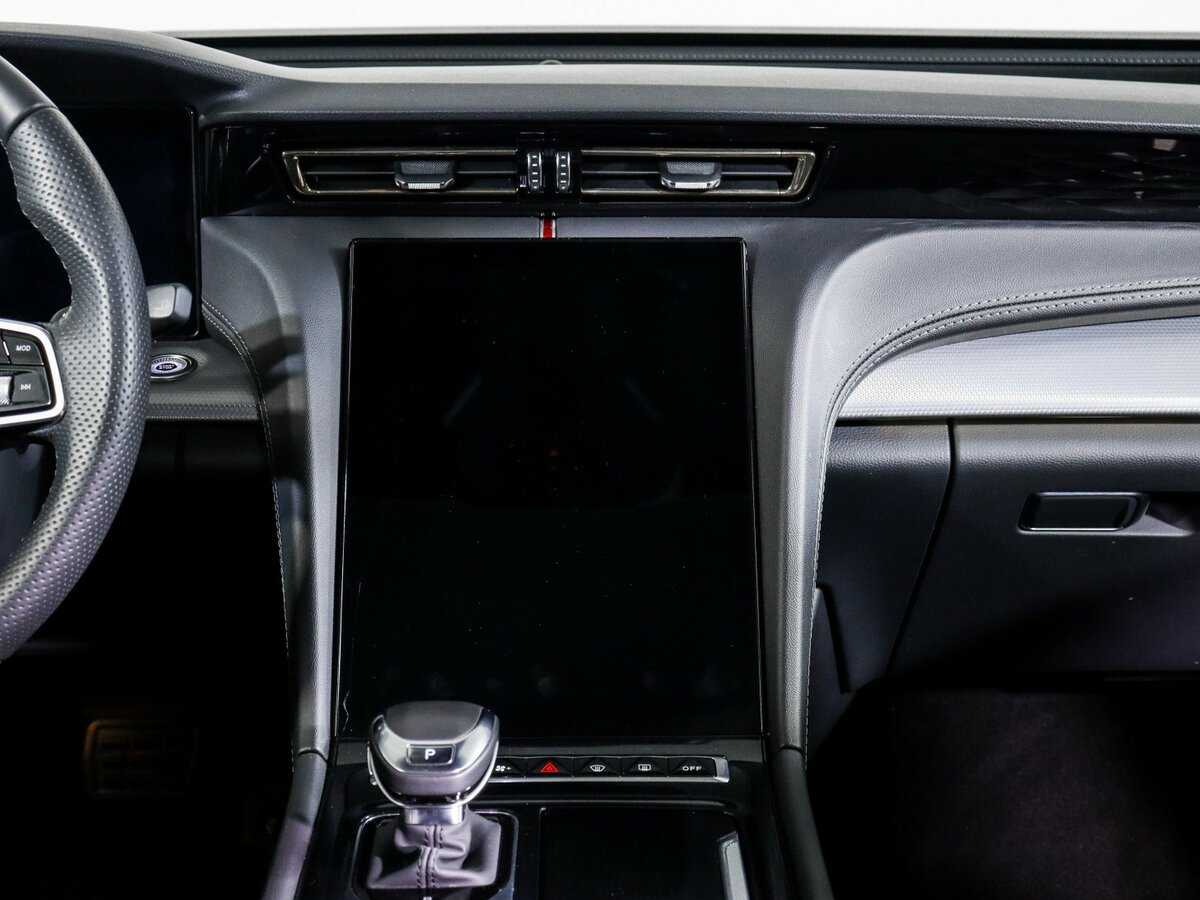 Hongqi H5 с пробегом — 2022 год. Фото: #9