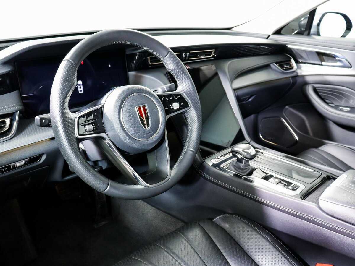 Hongqi H5 с пробегом — 2022 год. Фото: #10