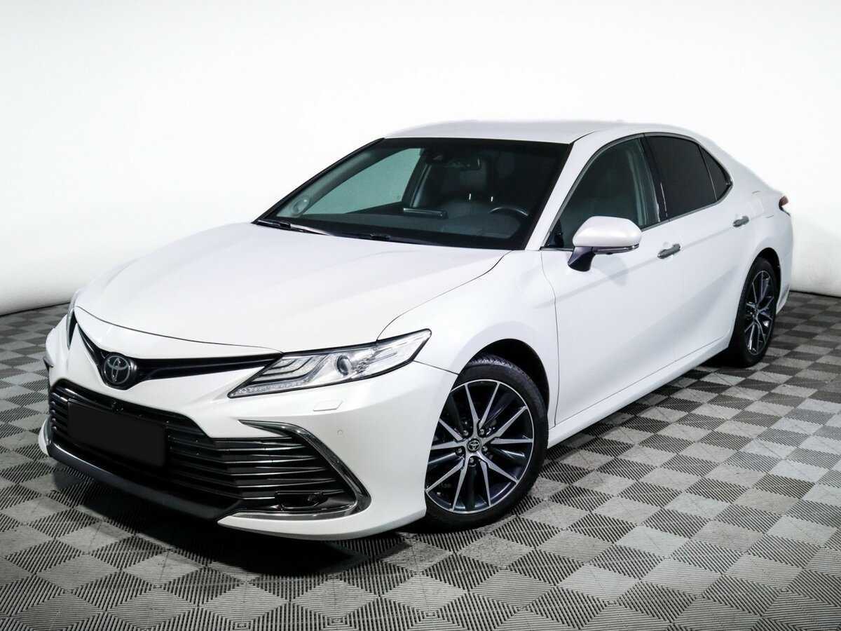 Toyota Camry с пробегом — 2022 год. Фото: #12
