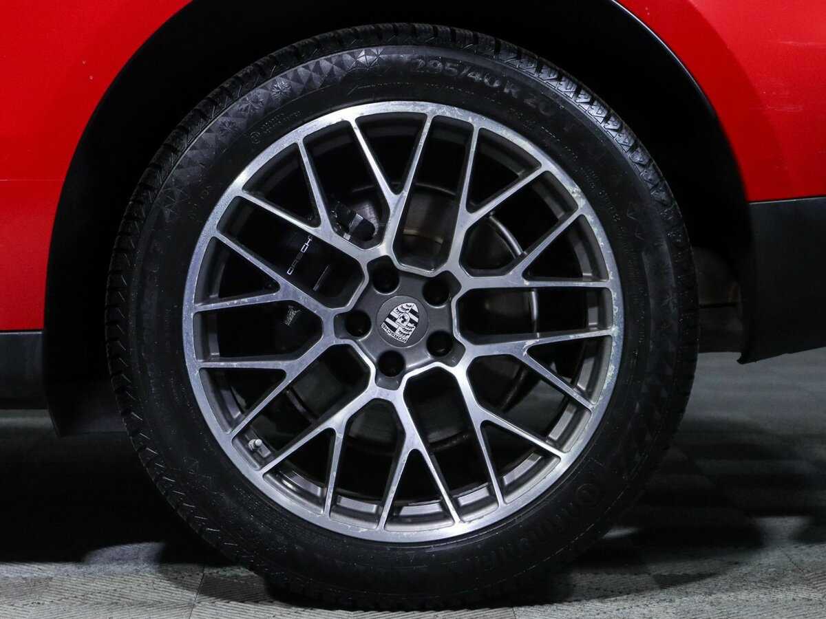 Porsche Macan с пробегом — 2019 год. Фото: #11