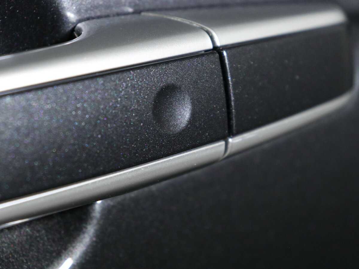 Land Rover Range Rover с пробегом — 2020 год. Фото: #15