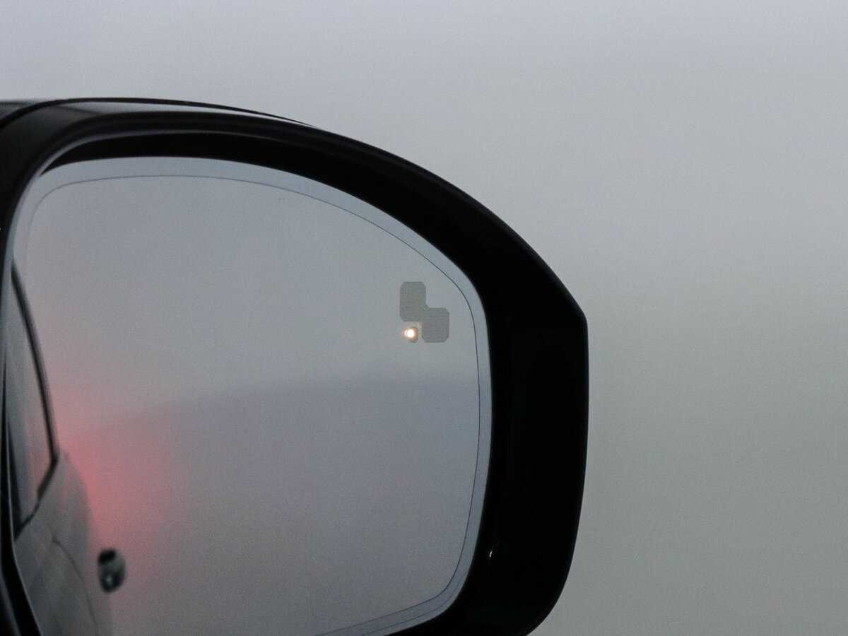 Land Rover Range Rover с пробегом — 2020 год. Фото: #21