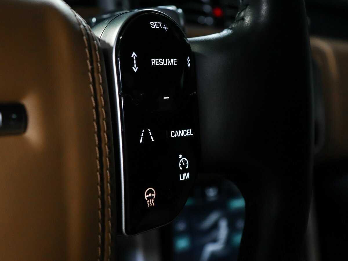 Land Rover Range Rover с пробегом — 2020 год. Фото: #23