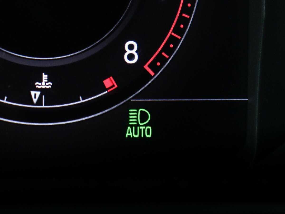 Land Rover Range Rover с пробегом — 2020 год. Фото: #33