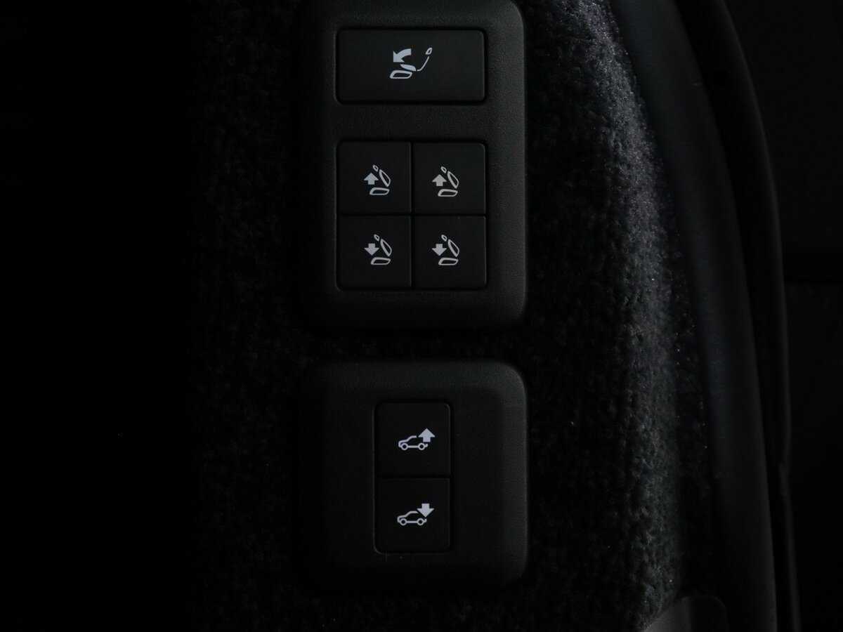 Land Rover Range Rover с пробегом — 2020 год. Фото: #38