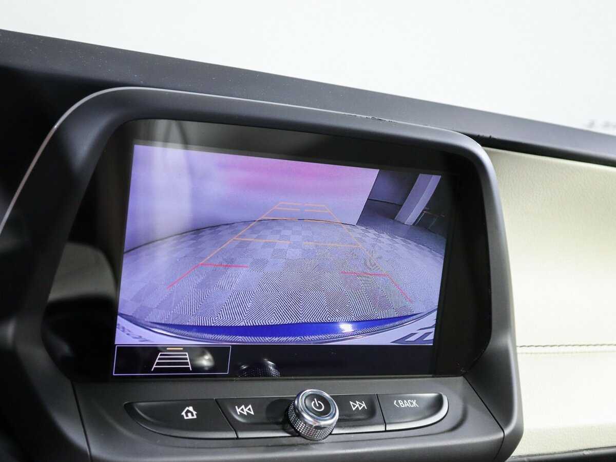 Chevrolet Camaro с пробегом — 2020 год. Фото: #21