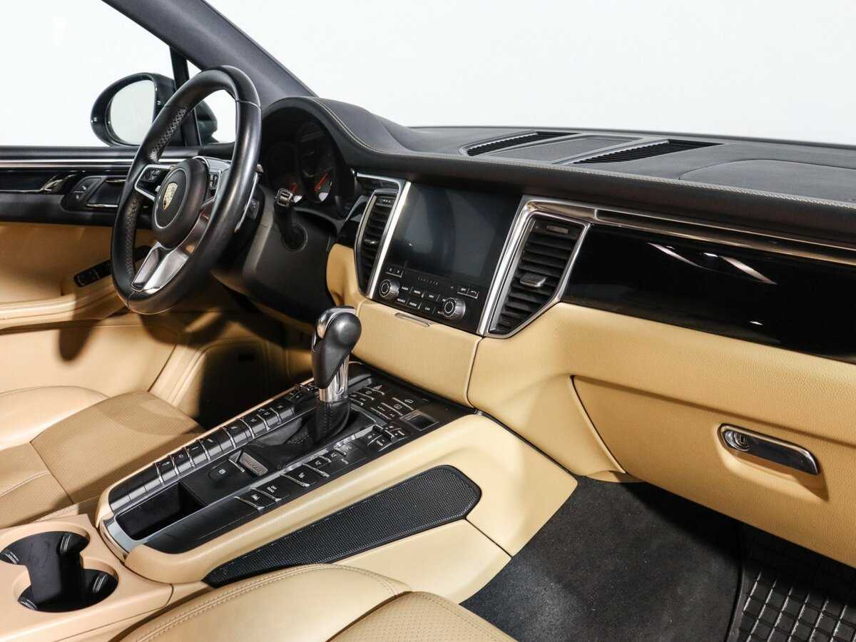 Porsche Macan с пробегом — 2016 год. Фото: #6