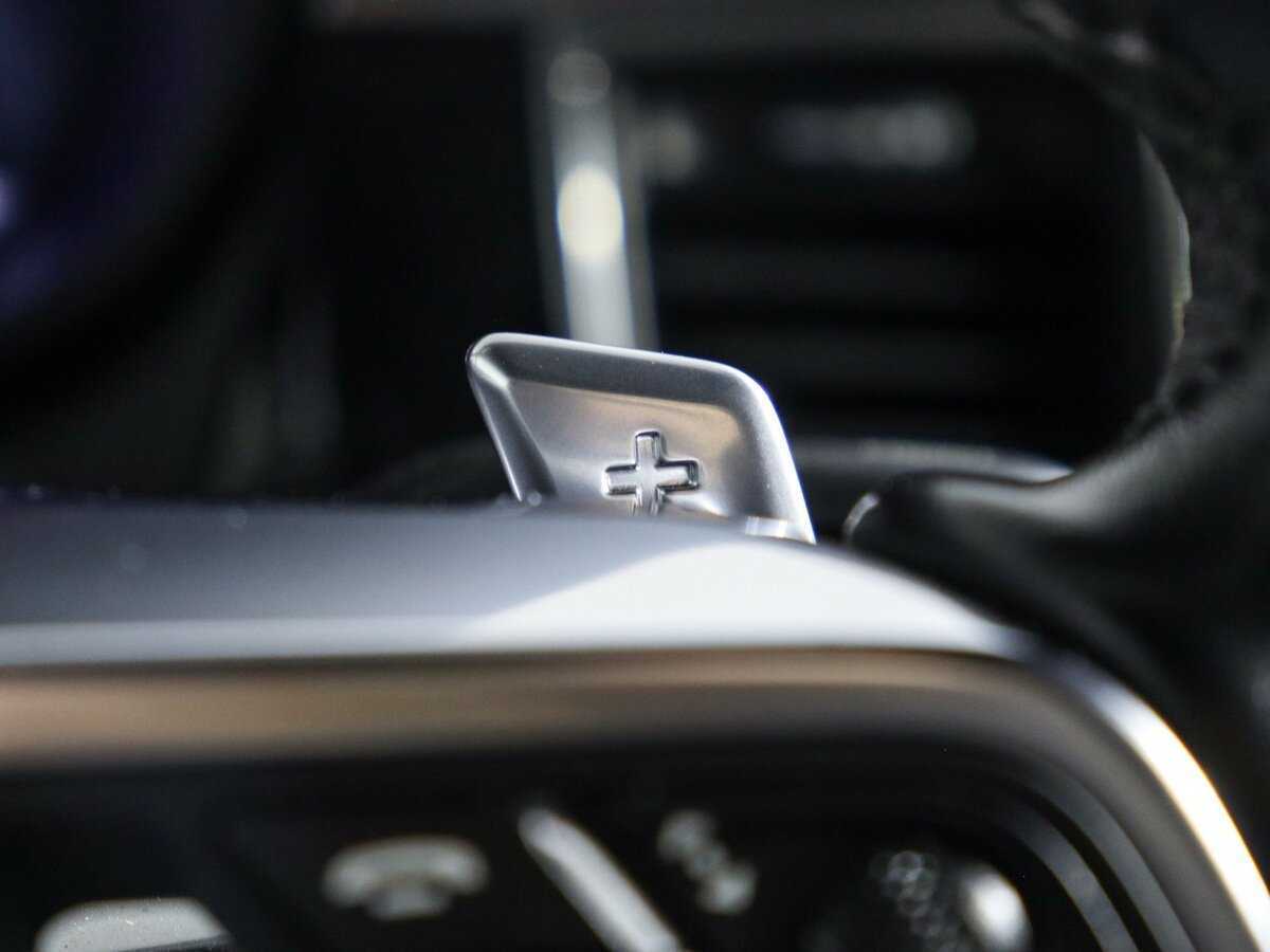 Porsche Macan с пробегом — 2016 год. Фото: #25