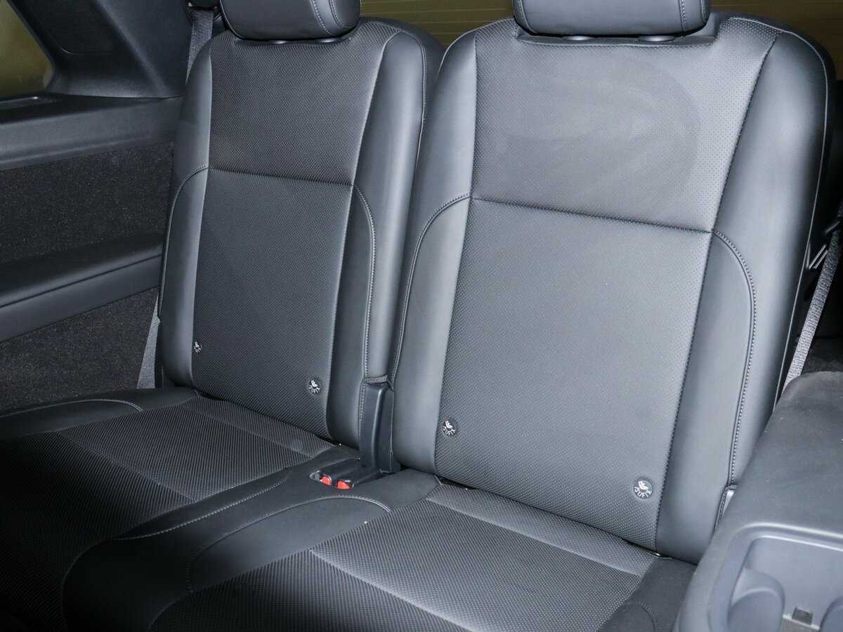 LiXiang L9 с пробегом — 2024 год. Фото: #12