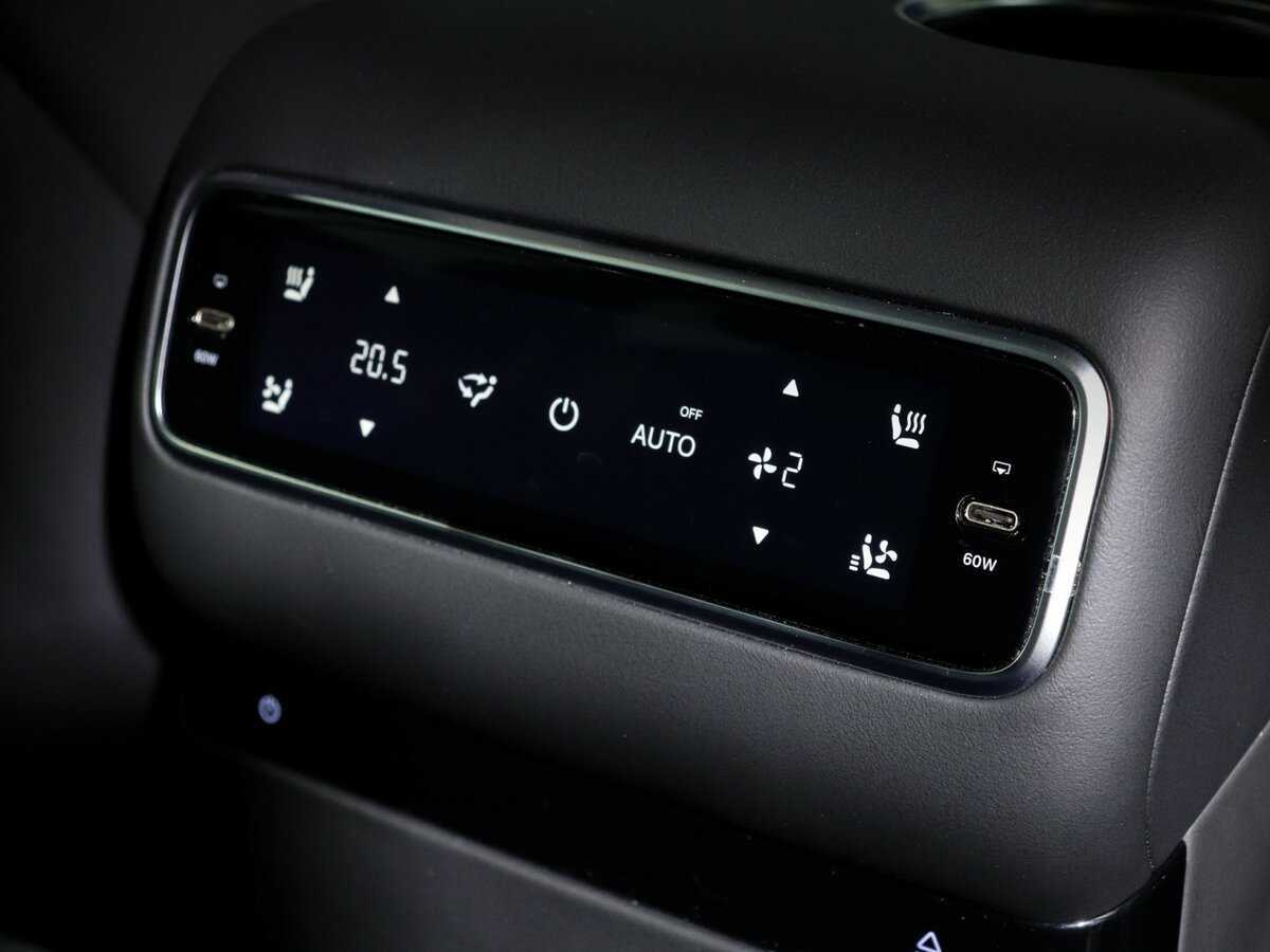 LiXiang L9 с пробегом — 2024 год. Фото: #15