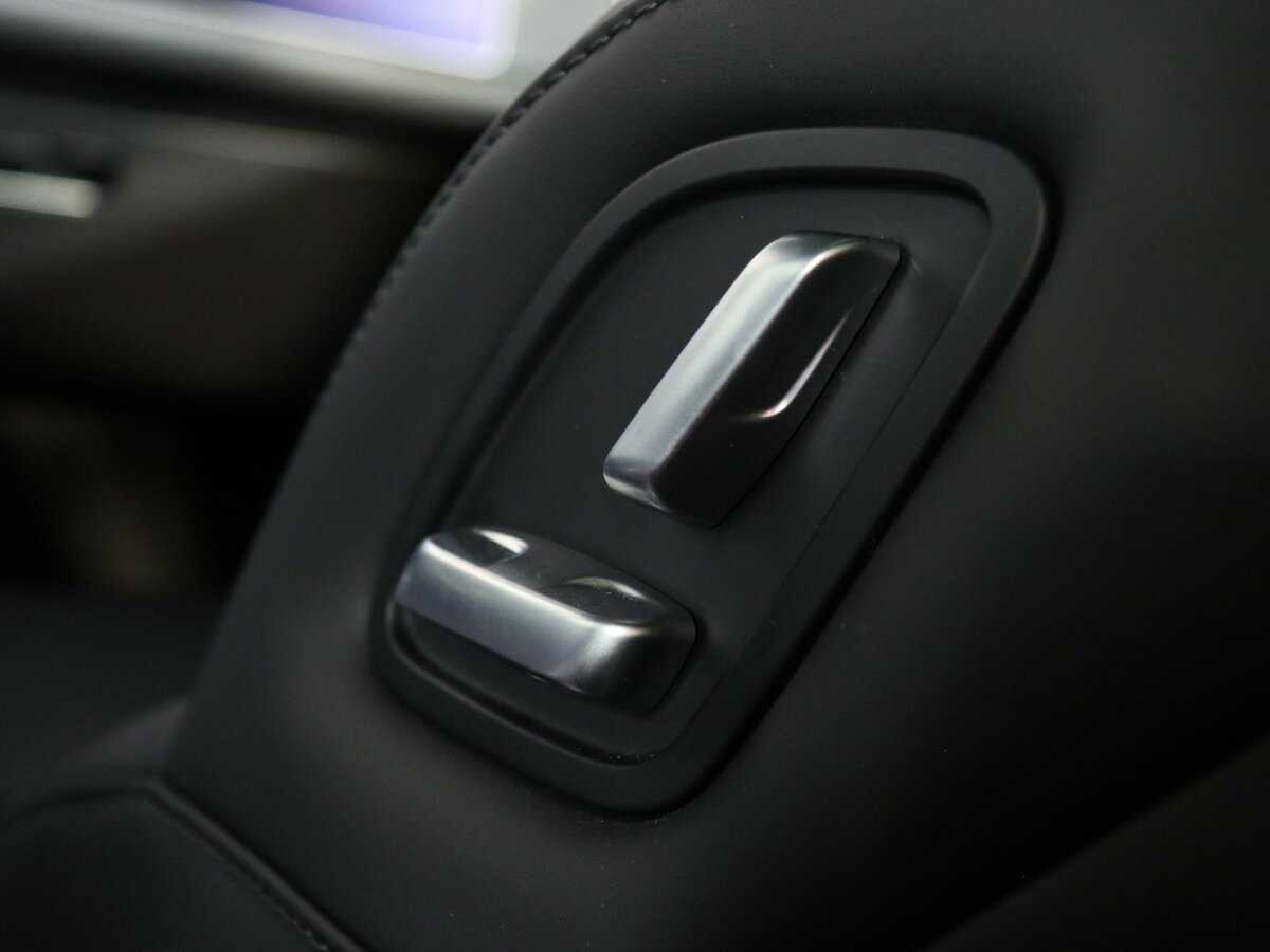 LiXiang L9 с пробегом — 2024 год. Фото: #21