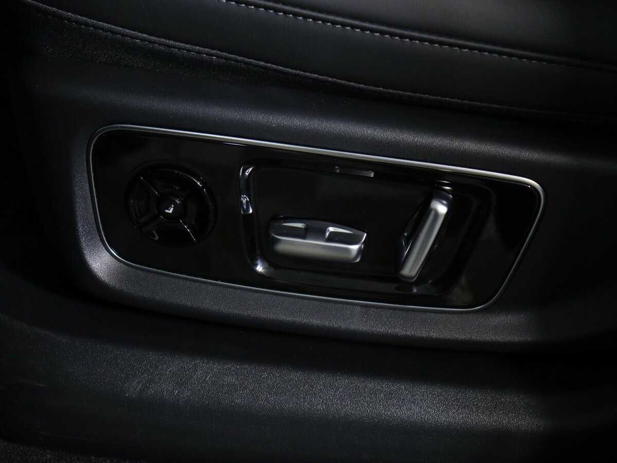 LiXiang L9 с пробегом — 2024 год. Фото: #29