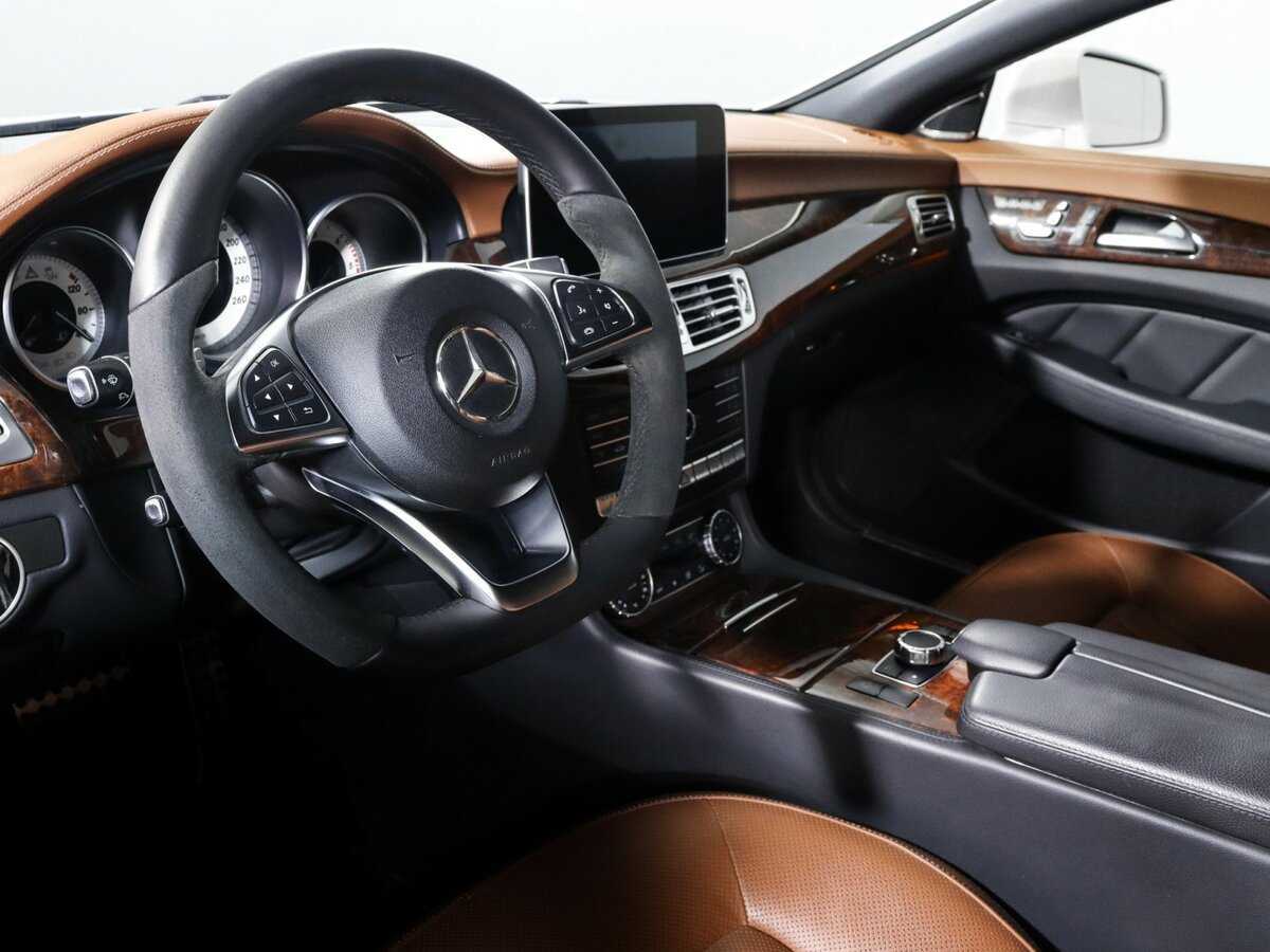 Mercedes-Benz CLS с пробегом — 2016 год. Фото: #10