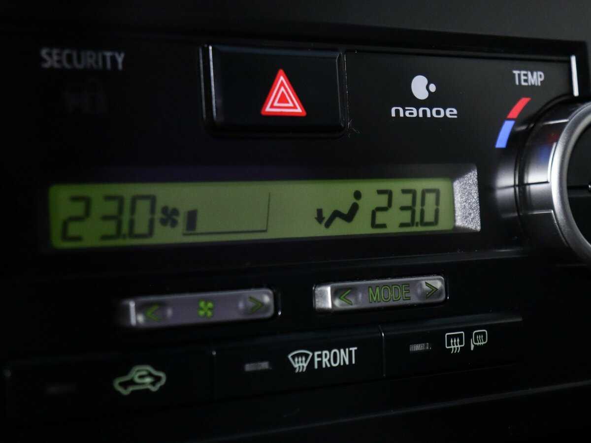 Toyota Camry с пробегом — 2012 год. Фото: #23