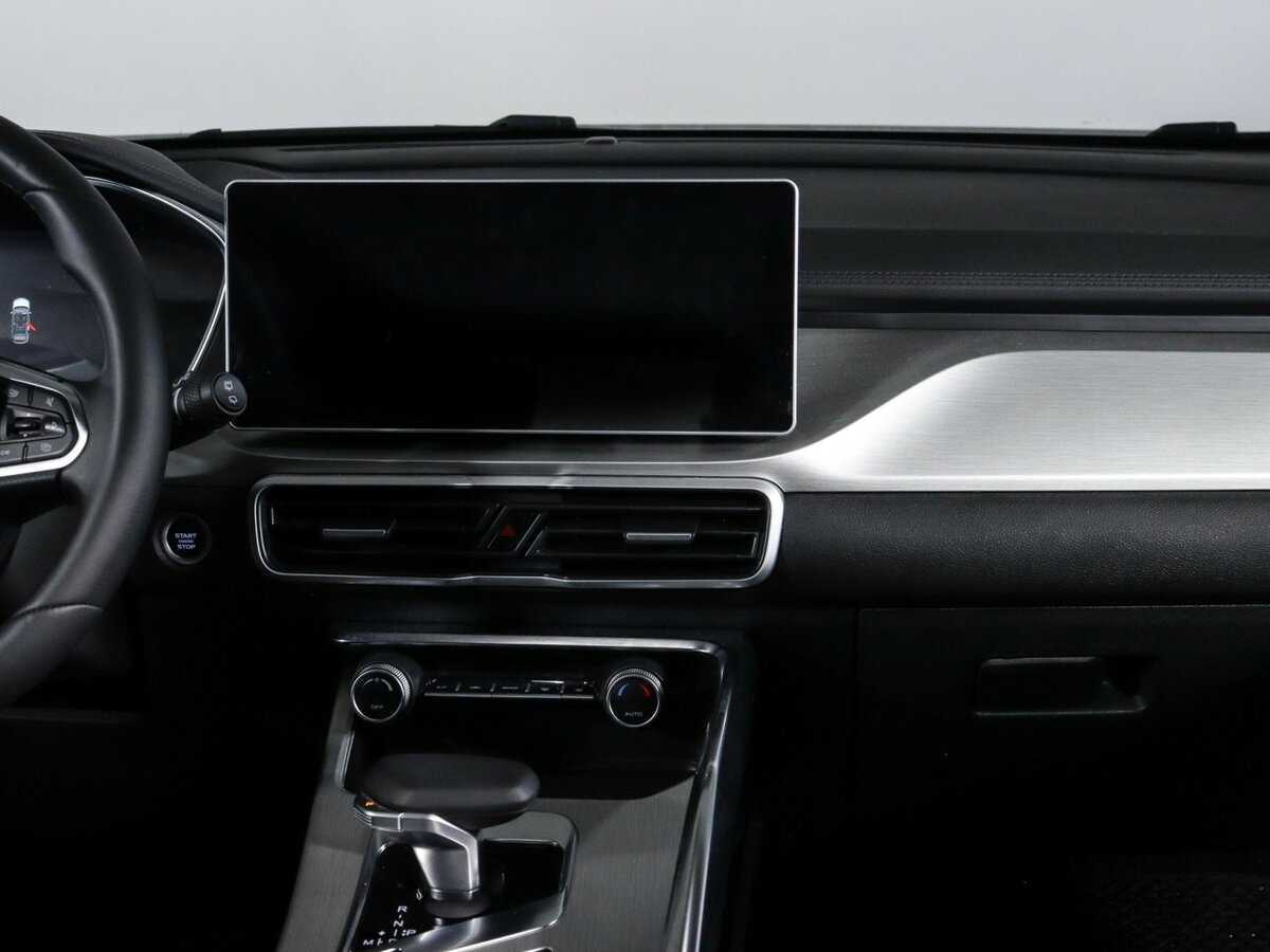 Geely Coolray с пробегом — 2023 год. Фото: #9