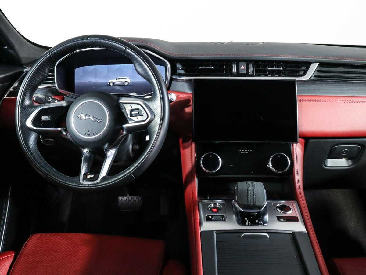 Jaguar F-Pace с пробегом — 2021 год. Фото: #11