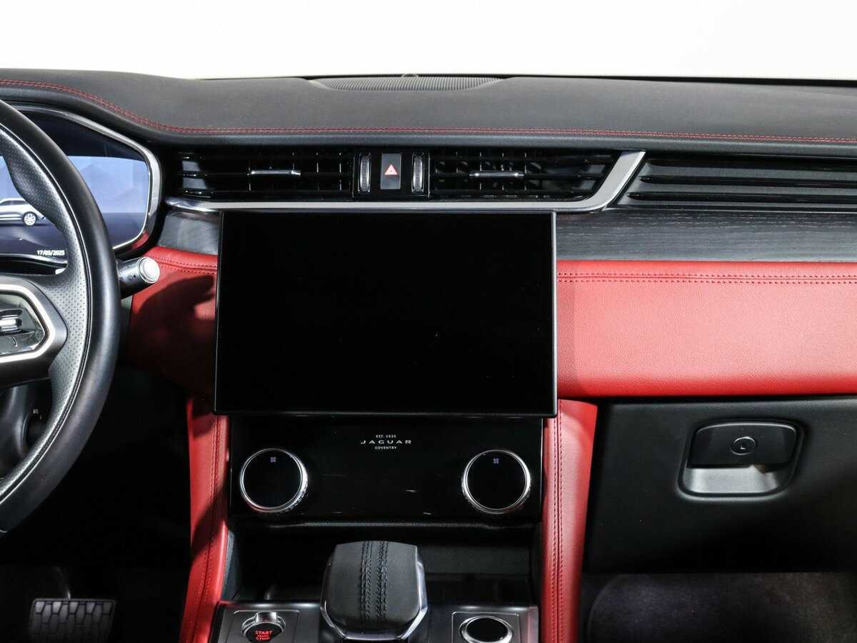 Jaguar F-Pace с пробегом — 2021 год. Фото: #12