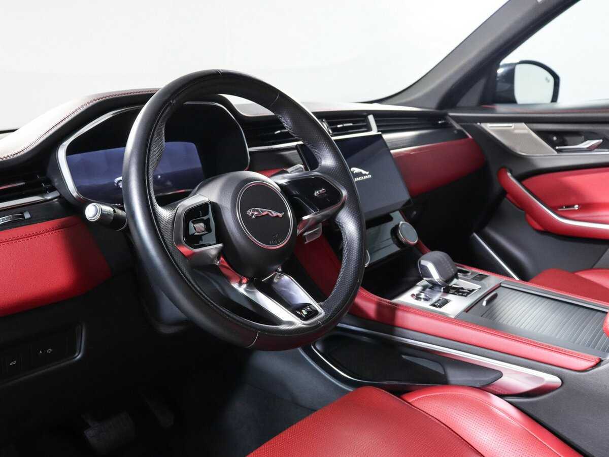 Jaguar F-Pace с пробегом — 2021 год. Фото: #13