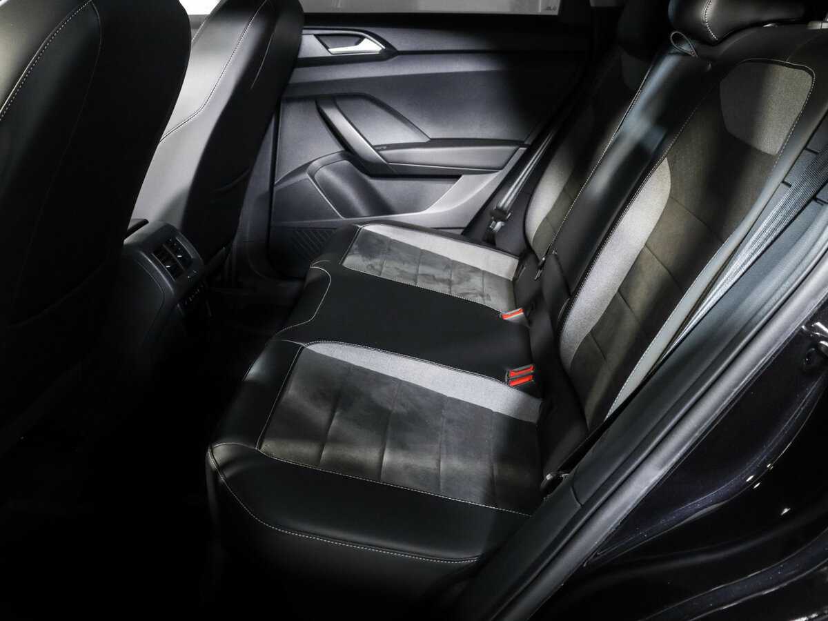 Volkswagen Taos с пробегом — 2021 год. Фото: #6