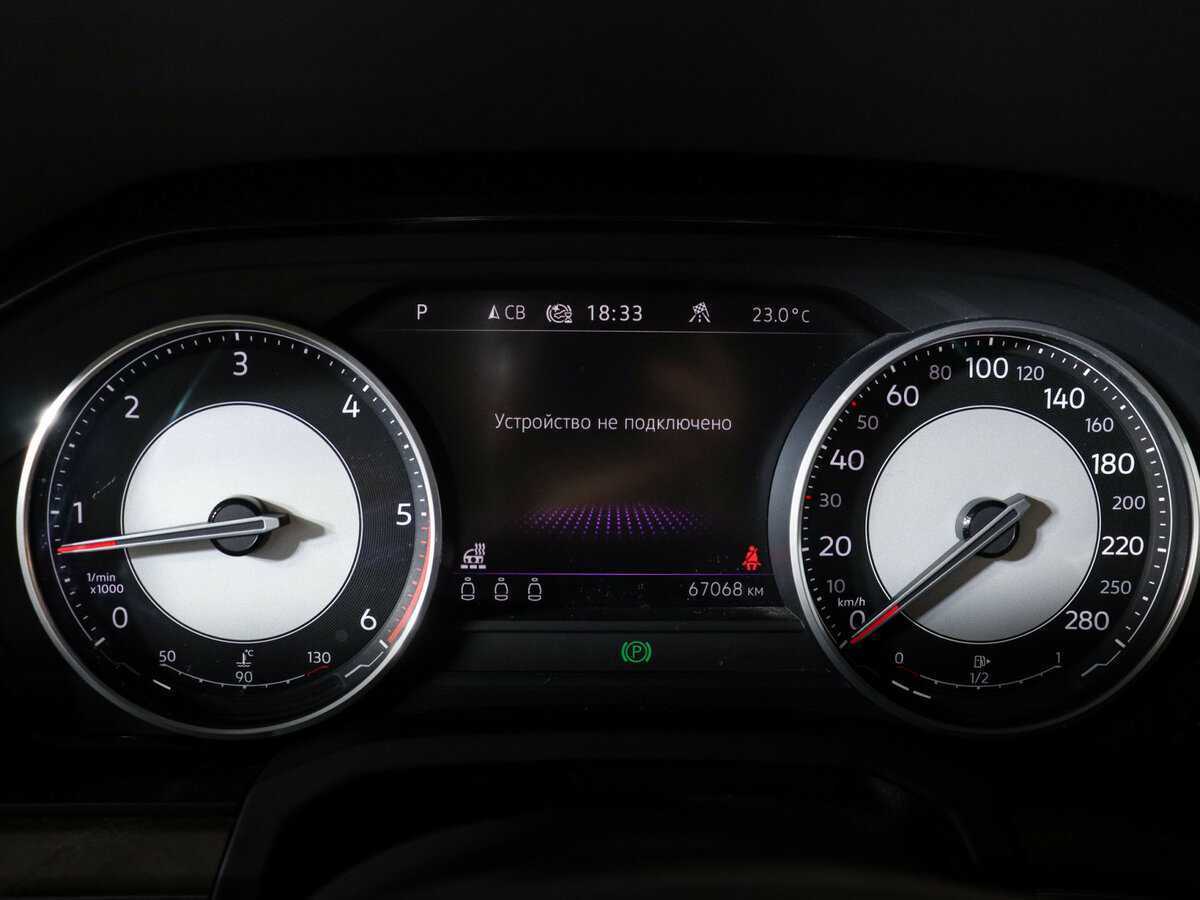 Volkswagen Touareg с пробегом — 2020 год. Фото: #7