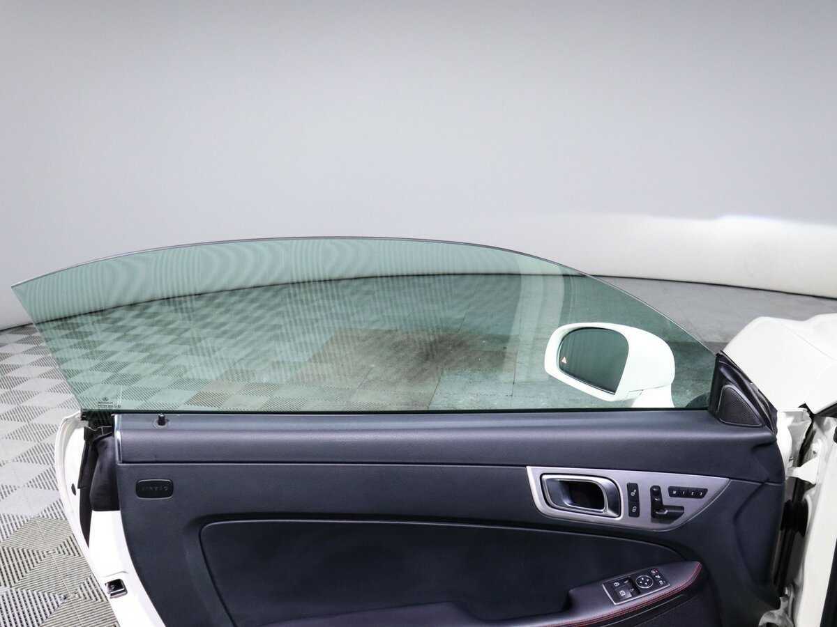 Mercedes-Benz SLK-Класс с пробегом — 2014 год. Фото: #13