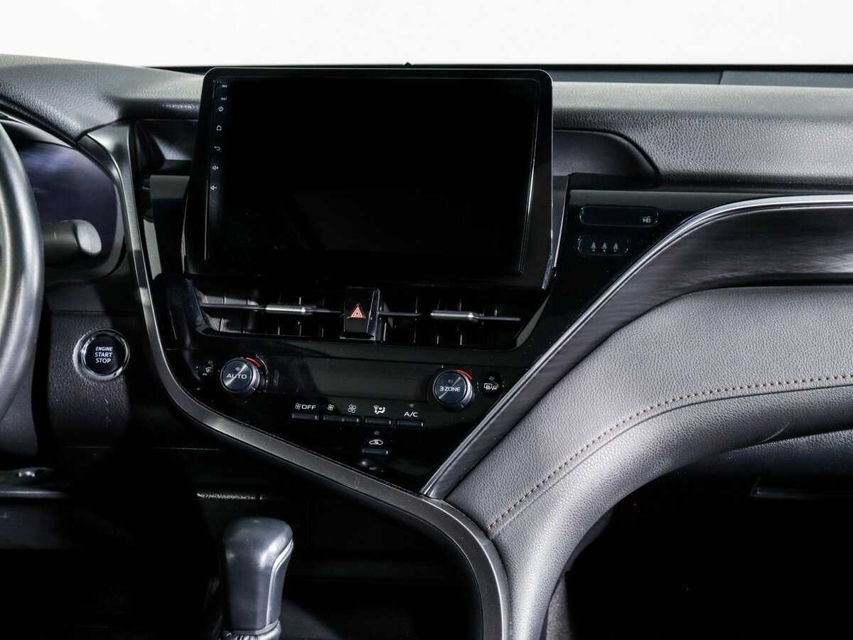 Toyota Camry с пробегом — 2023 год. Фото: #12