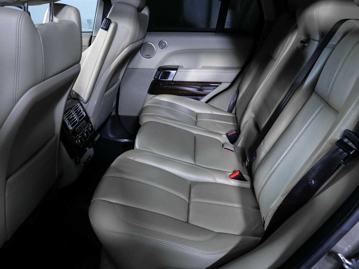 Land Rover Range Rover с пробегом — 2013 год. Фото: #6