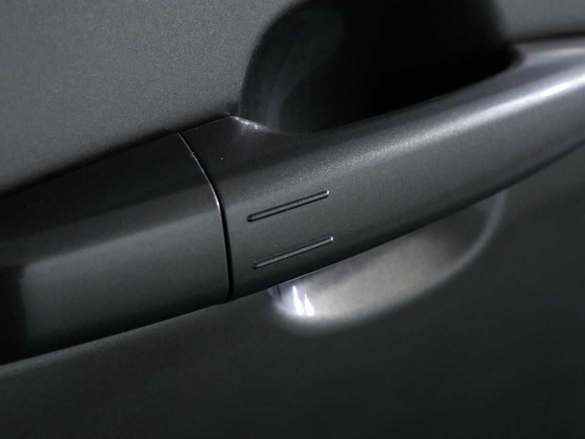 Land Rover Range Rover с пробегом — 2013 год. Фото: #16