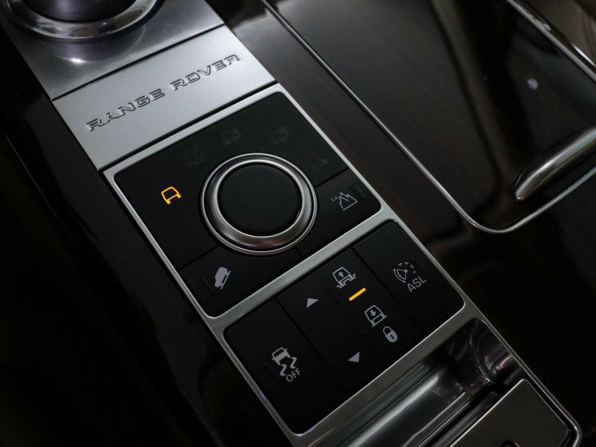 Land Rover Range Rover с пробегом — 2013 год. Фото: #21