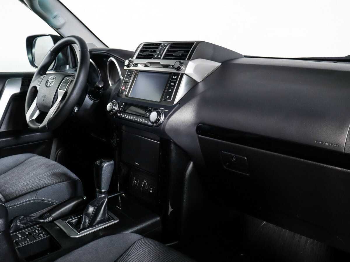 Toyota Land Cruiser Prado с пробегом — 2015 год. Фото: #8
