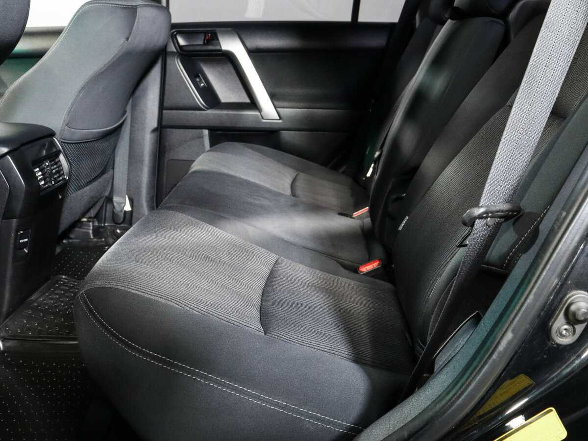 Toyota Land Cruiser Prado с пробегом — 2015 год. Фото: #9