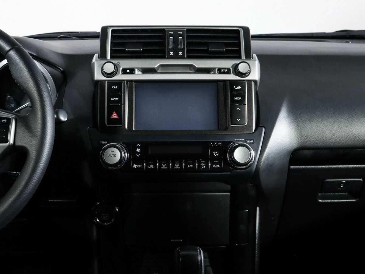 Toyota Land Cruiser Prado с пробегом — 2015 год. Фото: #12