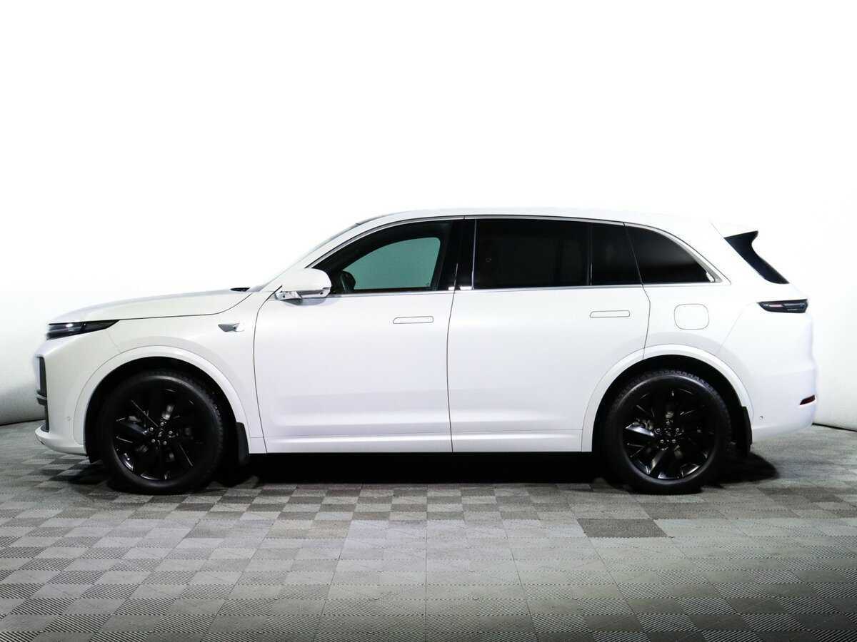 LiXiang L7 с пробегом — 2024 год. Фото: #4