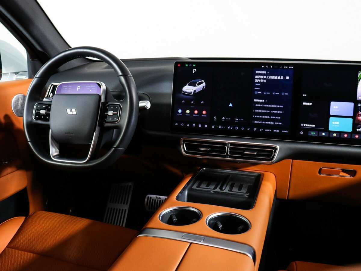 LiXiang L7 с пробегом — 2024 год. Фото: #8