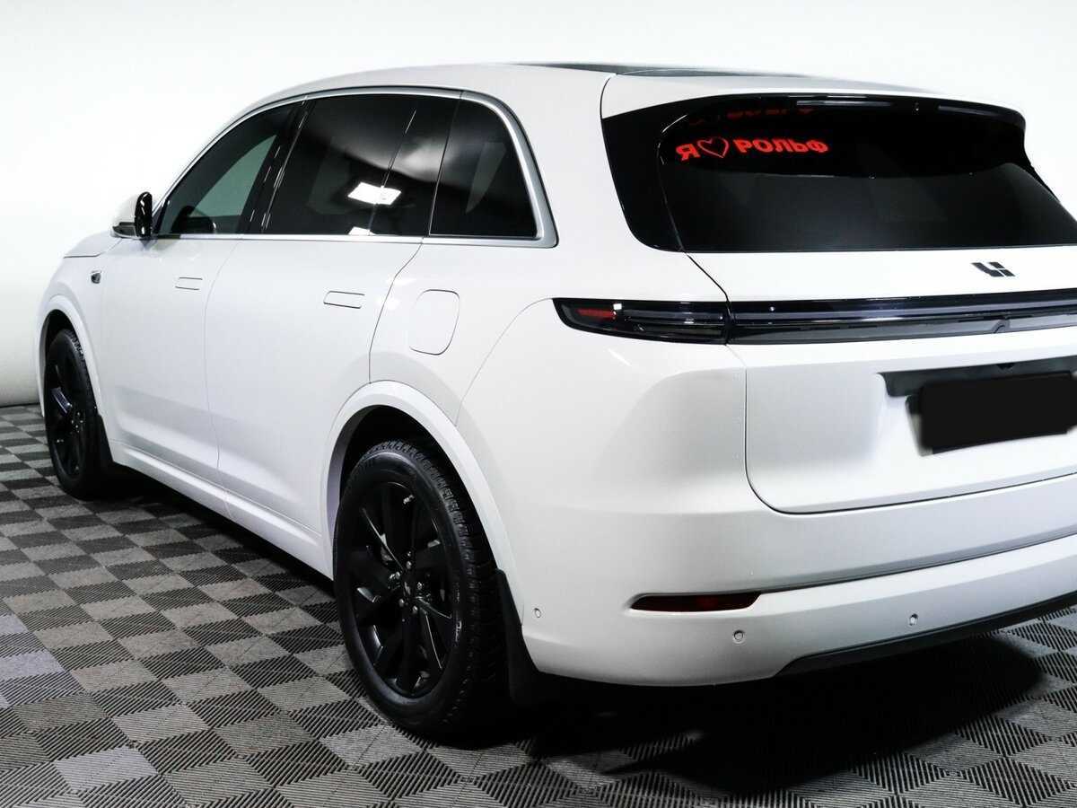 LiXiang L7 с пробегом — 2024 год. Фото: #16