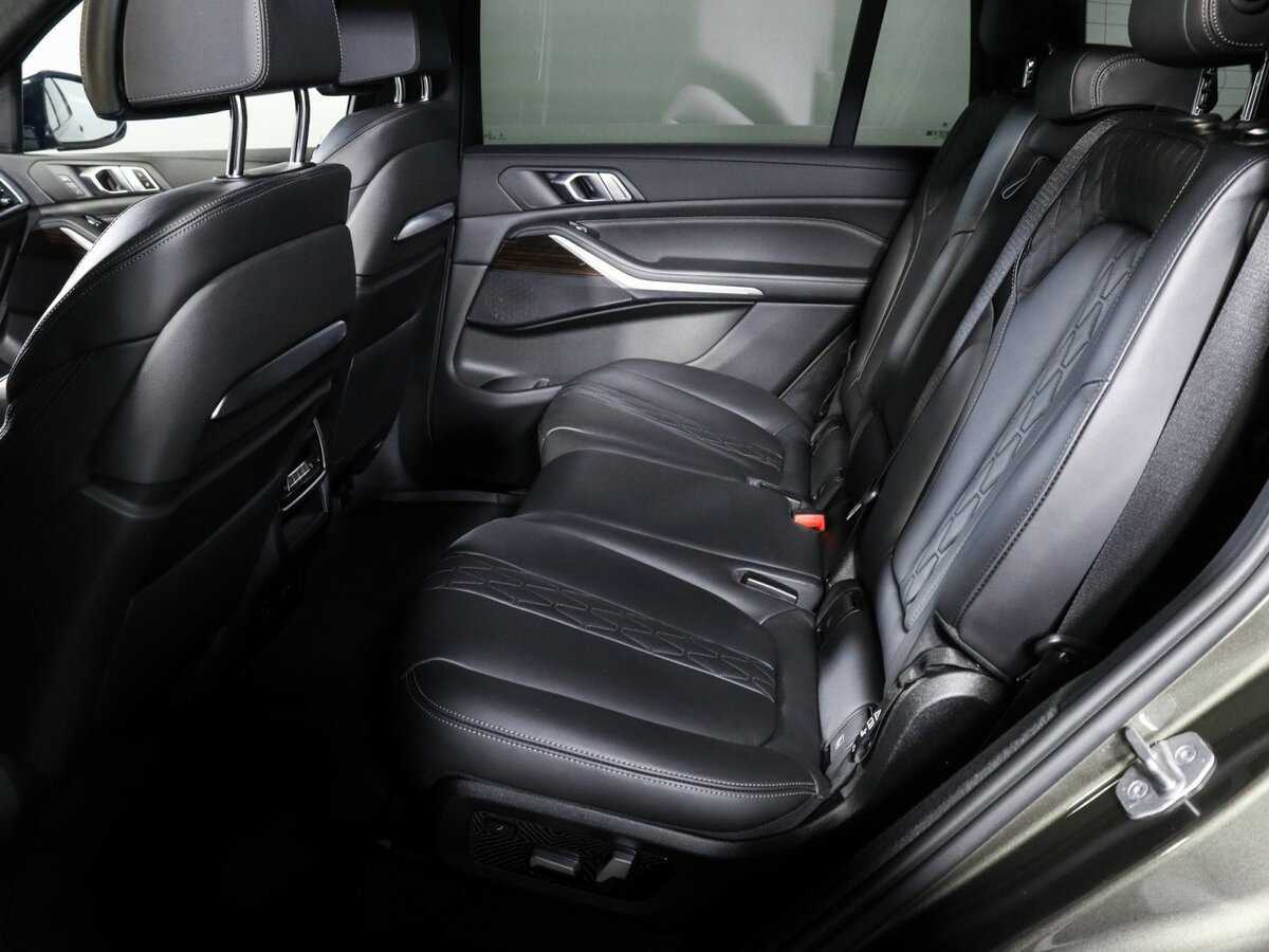 BMW X7 с пробегом — 2022 год. Фото: #6