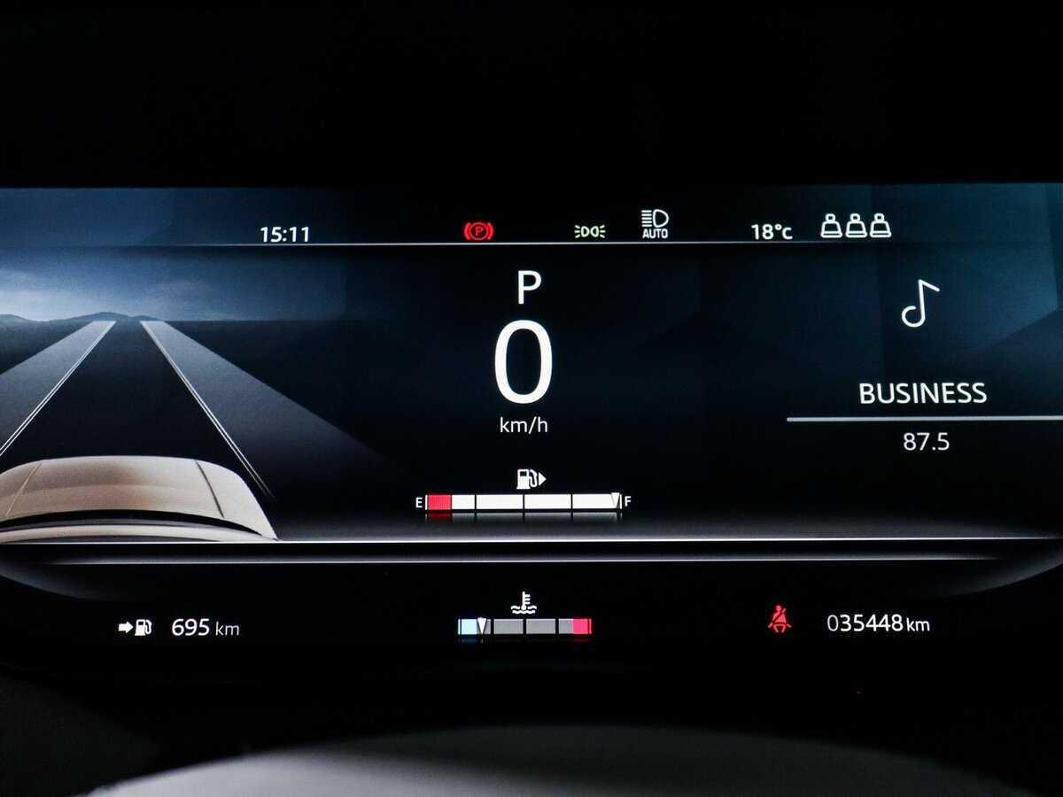 Land Rover Range Rover с пробегом — 2023 год. Фото: #10