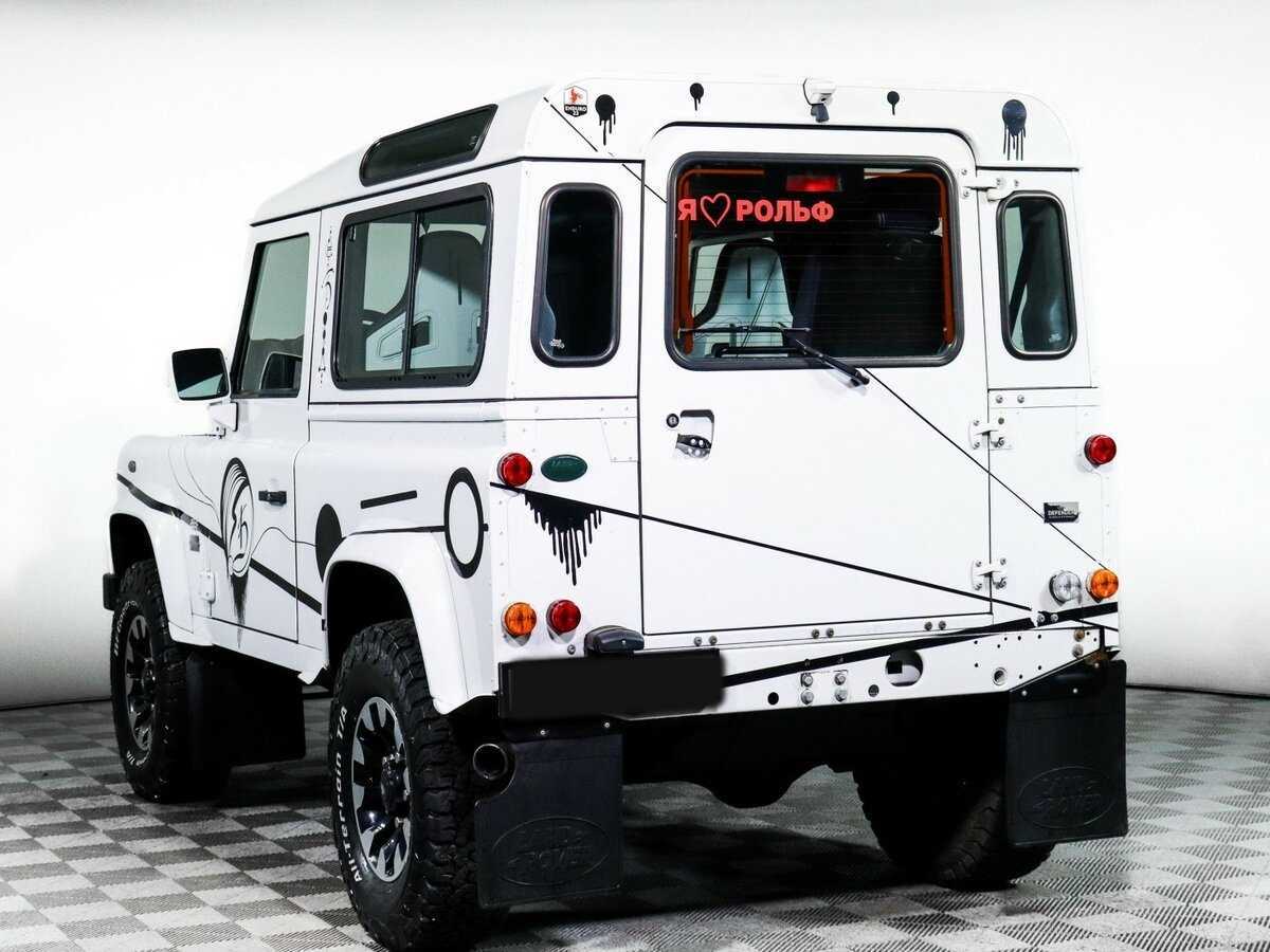 Land Rover Defender с пробегом — 2013 год. Фото: #6