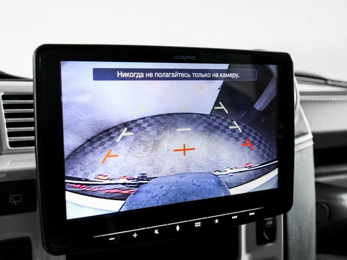 Land Rover Defender с пробегом — 2013 год. Фото: #20