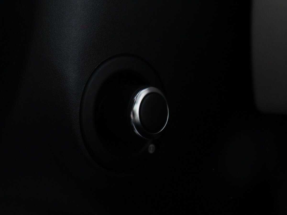 Land Rover Range Rover Velar с пробегом — 2019 год. Фото: #18