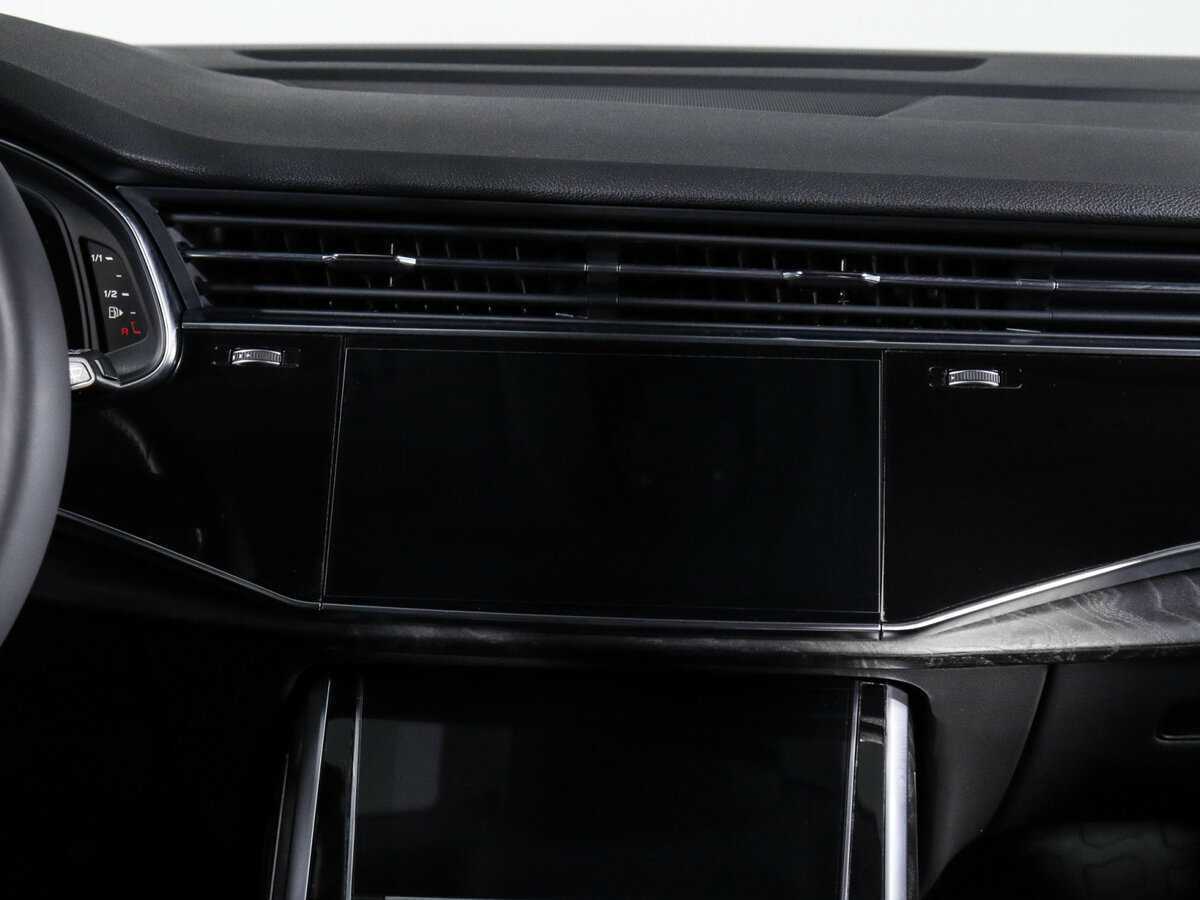 Audi Q8 с пробегом — 2019 год. Фото: #9