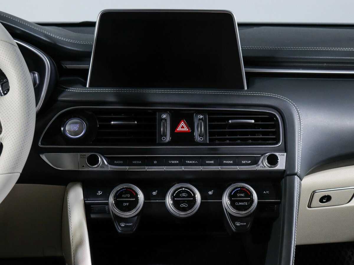 Genesis G70 с пробегом — 2019 год. Фото: #10