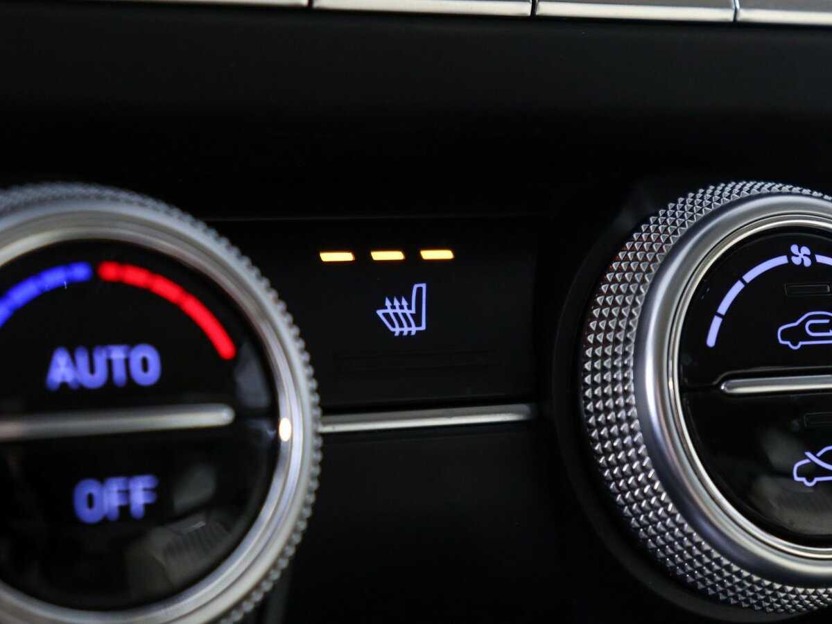 Genesis G70 с пробегом — 2019 год. Фото: #17