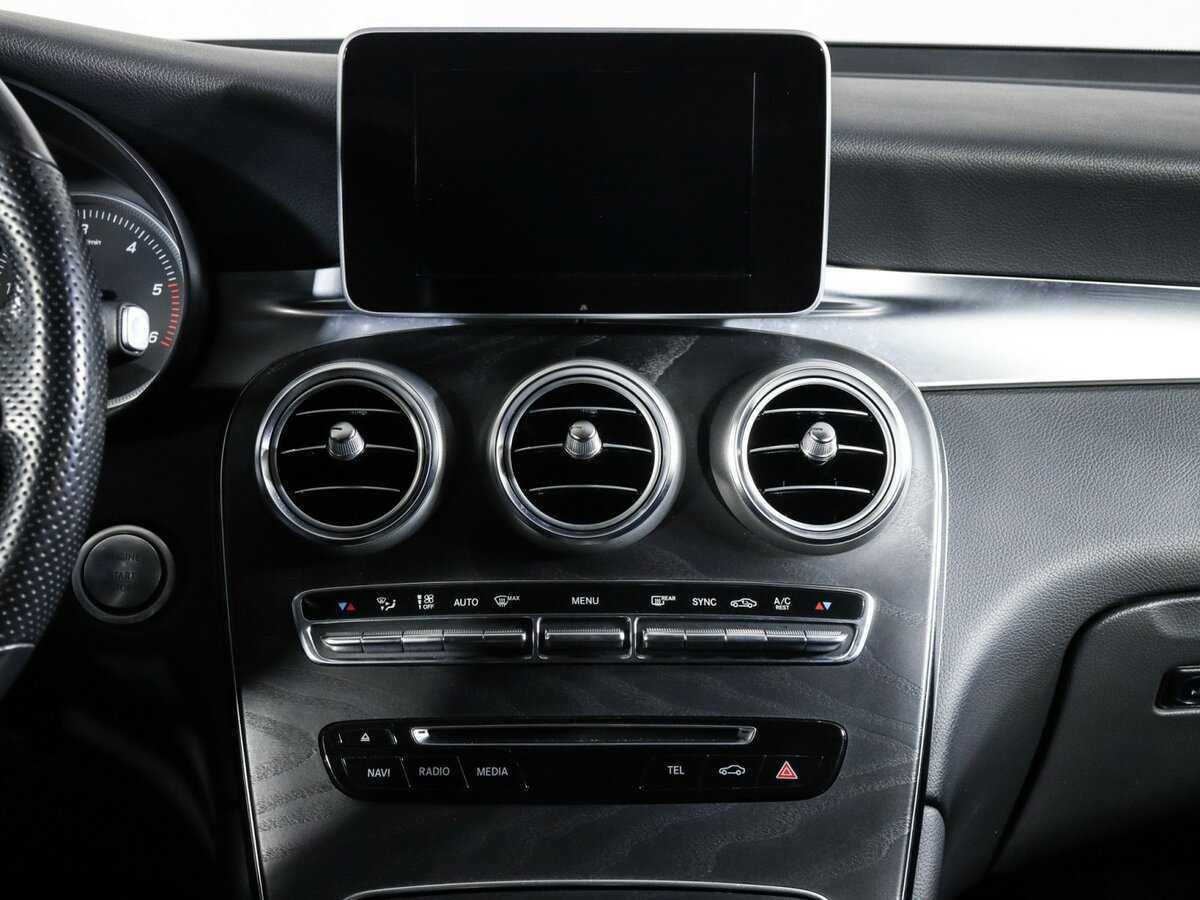 Mercedes-Benz GLC с пробегом — 2018 год. Фото: #12